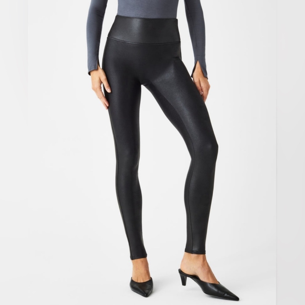 Spanx Faux Leather Leggings in Black Size Small